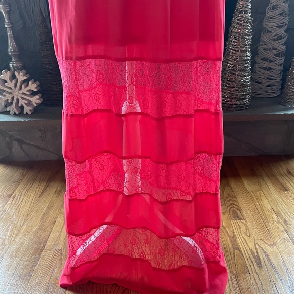 Long Lace Pink Maxi Dress Medium - Picture 7 of 9